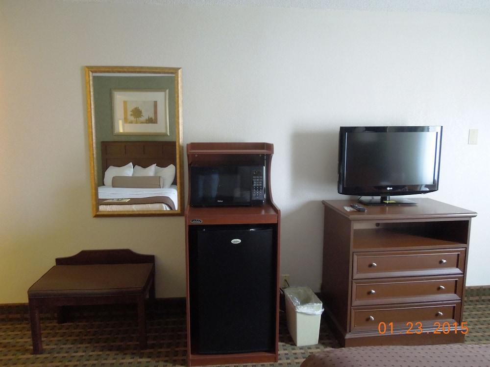 Baymont Inn&Suites Marietta Extérieur photo