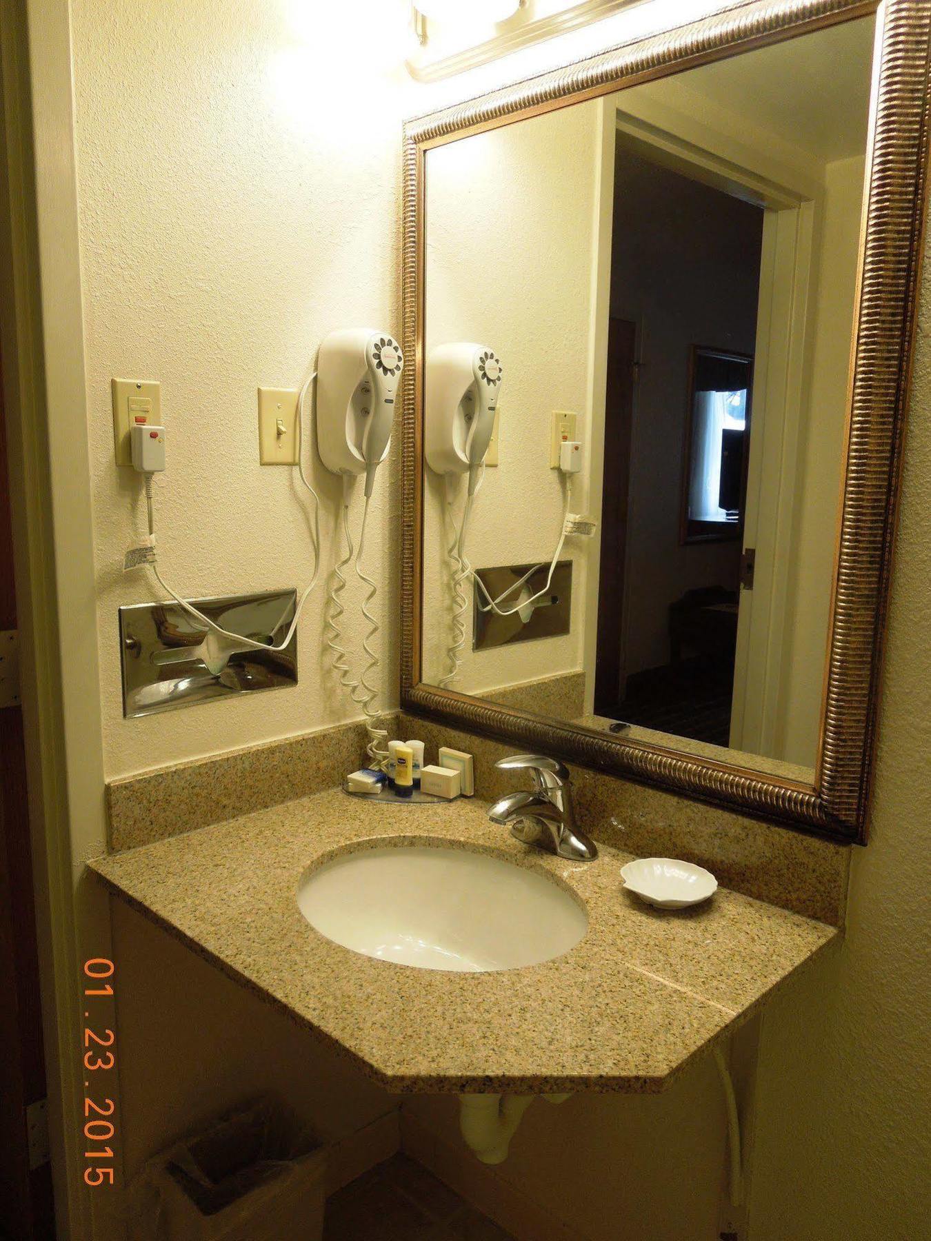 Baymont Inn&Suites Marietta Extérieur photo