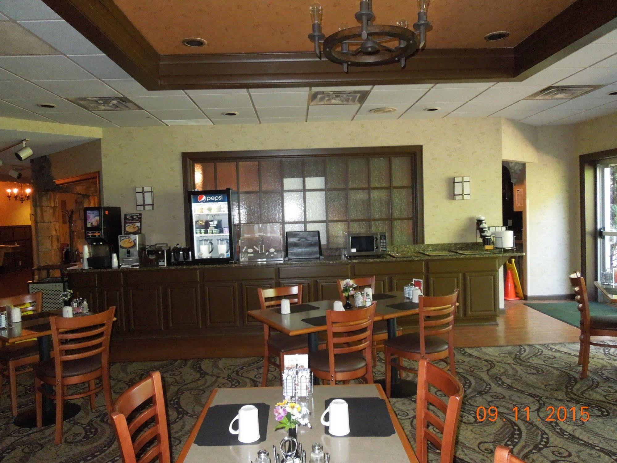 Baymont Inn&Suites Marietta Extérieur photo